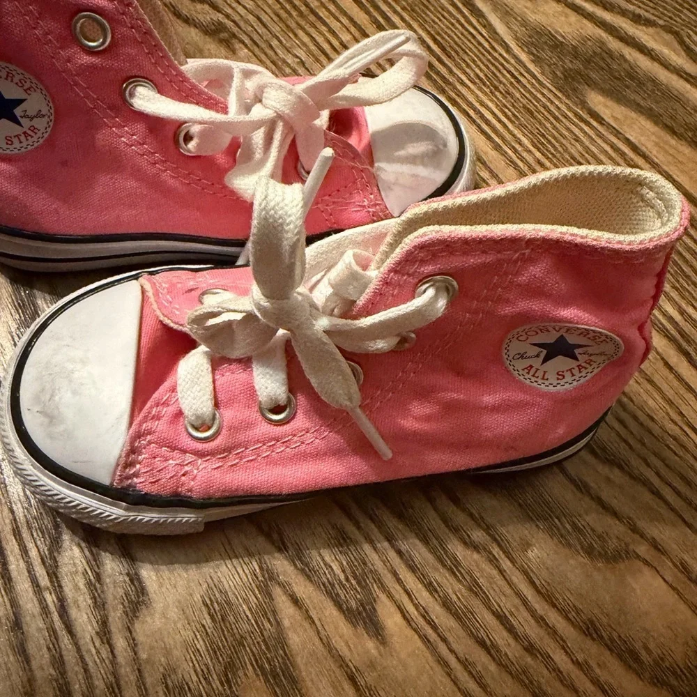 Converse Kids Sneakers in Pink and White